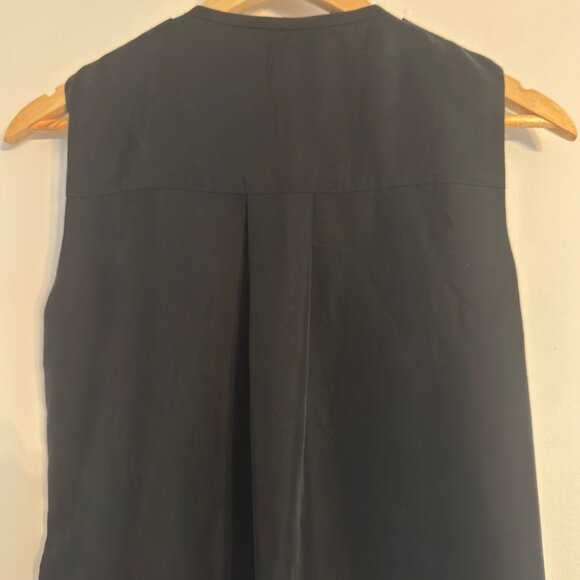 Club Monaco Sleeveless Drape Front Dress w/ Pockets - Picture 5 of 6